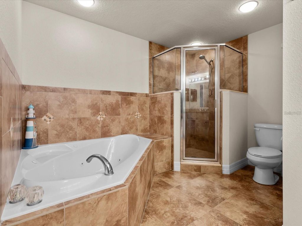 Image 6 of property listing at 5300 SOUTH ATLANTIC AVENUE 19406, New Smyrna Beach, FL 32169