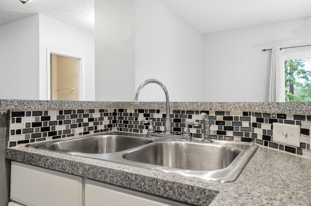 3115 Heron Pointe, 204, Columbus, OH 43231