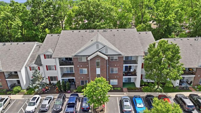 3115 Heron Pointe, 204, Columbus, OH 43231