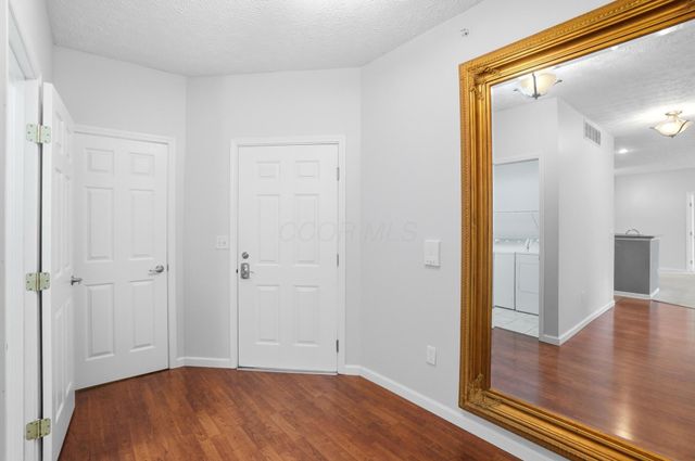 3115 Heron Pointe, 204, Columbus, OH 43231