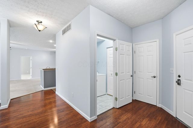 3115 Heron Pointe, 204, Columbus, OH 43231