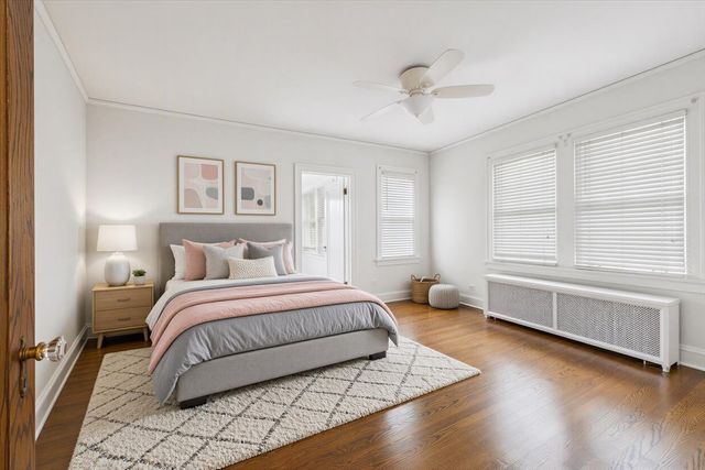 5873 N Forest Glen Avenue, Chicago, IL 60646