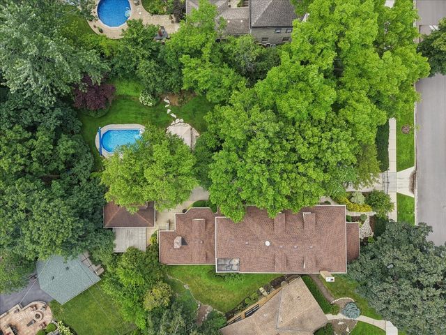 5873 N Forest Glen Avenue, Chicago, IL 60646