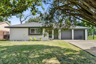 5102 Tavenor Lane, Houston, TX 77048