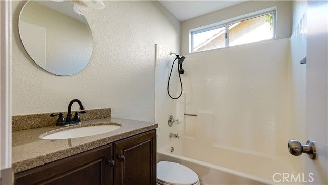 39270 Corte Pluma, Murrieta, CA 92563