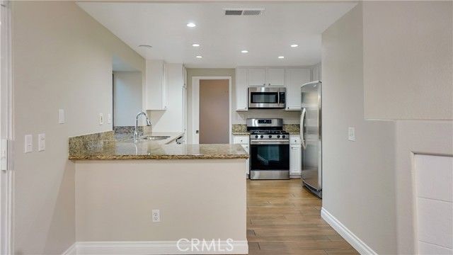 39270 Corte Pluma, Murrieta, CA 92563