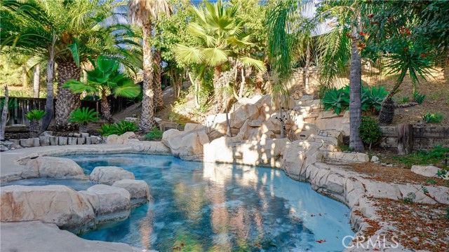 39270 Corte Pluma, Murrieta, CA 92563