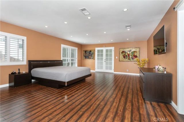 20925 Almazan Road, Woodland Hills, CA 91364