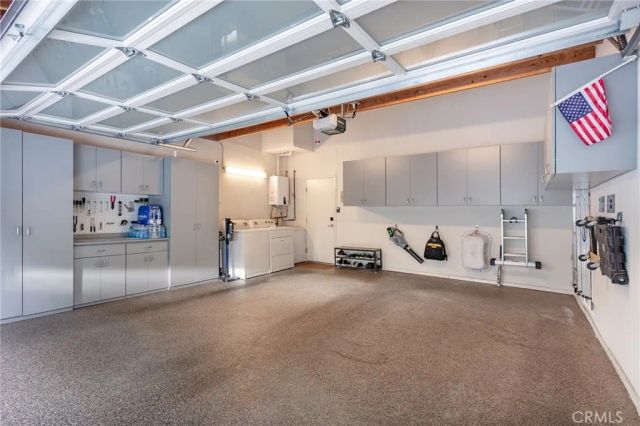 20925 Almazan Road, Woodland Hills, CA 91364