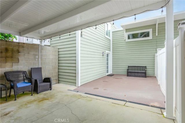 20925 Almazan Road, Woodland Hills, CA 91364