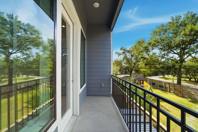 1709 Bologna Lane, Houston, TX 77055
