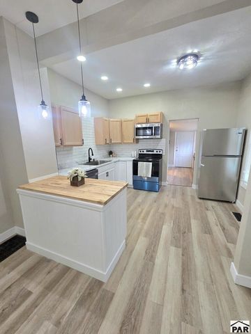 1022 Claremont Ave, Pueblo, CO 81004