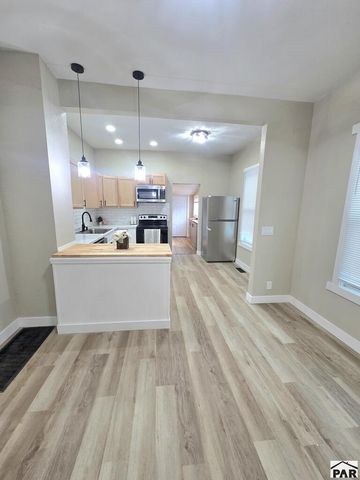 1022 Claremont Ave, Pueblo, CO 81004