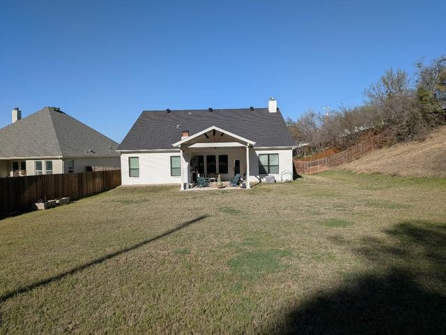 816 E JOCKEY, Willow Park, TX 76087