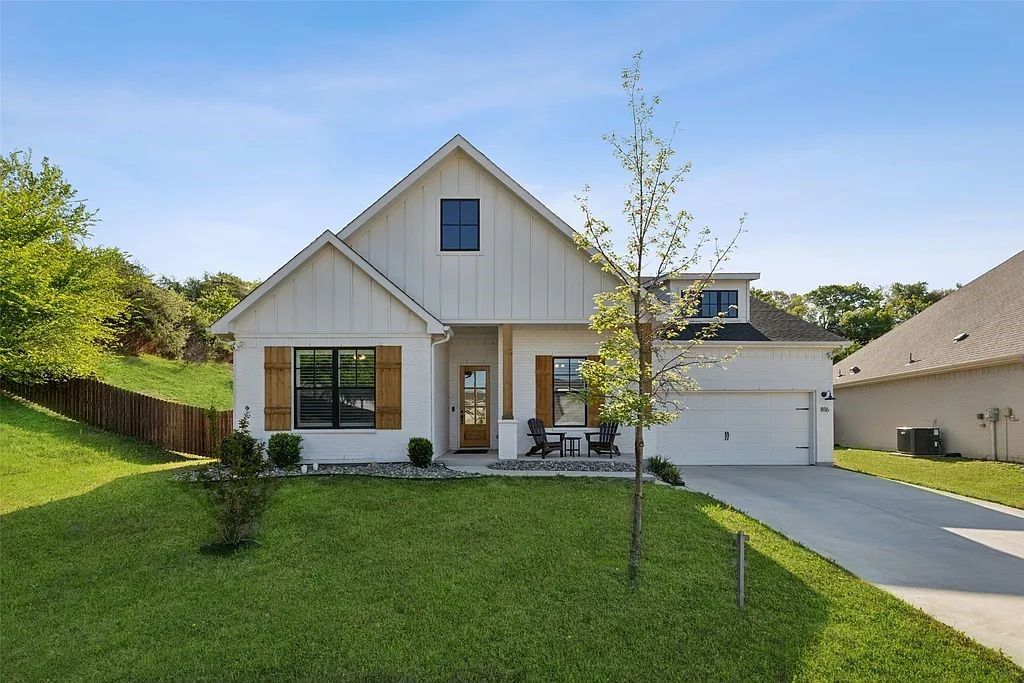 816 E JOCKEY, Willow Park, TX 76087