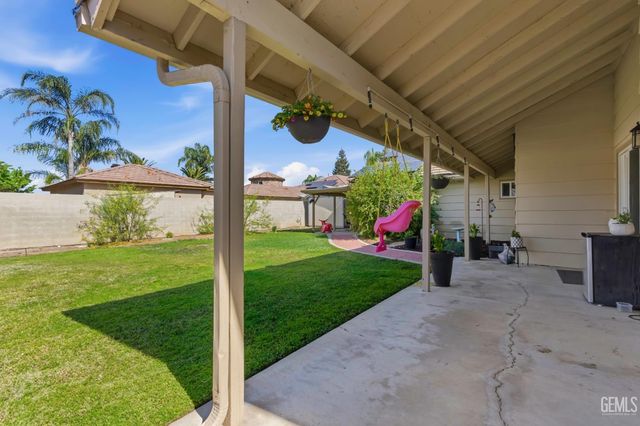 7009 Etter Street, Bakersfield, CA 93308