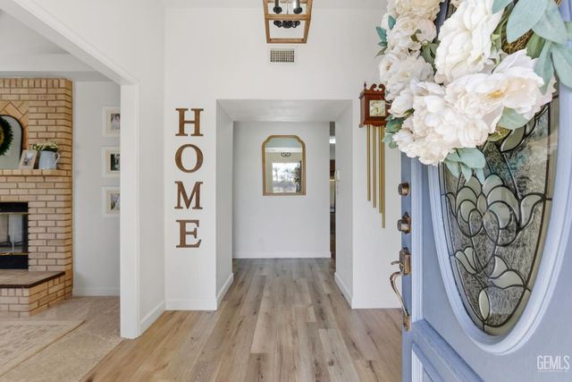7009 Etter Street, Bakersfield, CA 93308