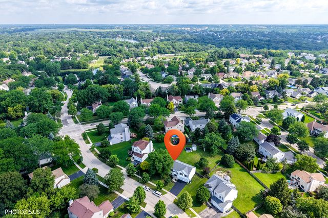 235 Aberdeen Drive, Algonquin, IL 60102