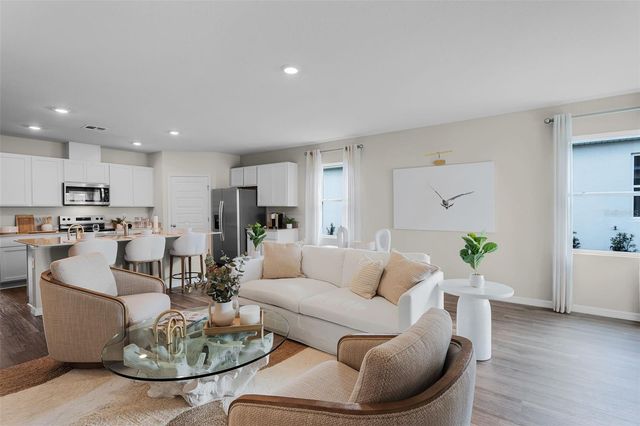 8583 CAPE FOX COVE, Lakeland, FL 33810