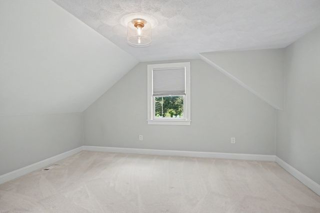 1 Charlesgate Road, Hopedale, MA 01747