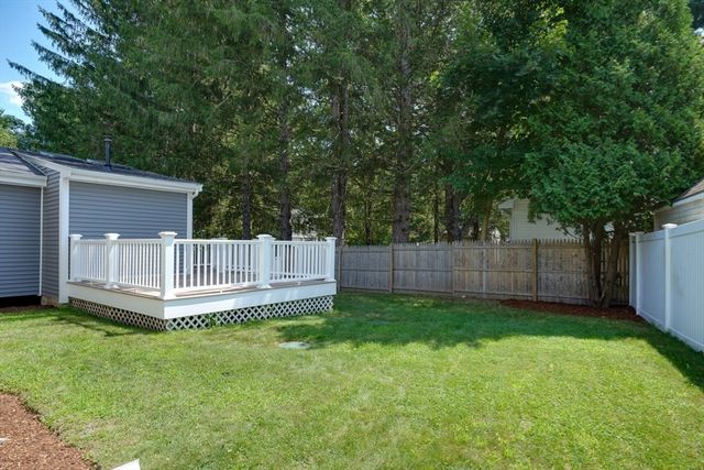 1 Charlesgate Road, Hopedale, MA 01747