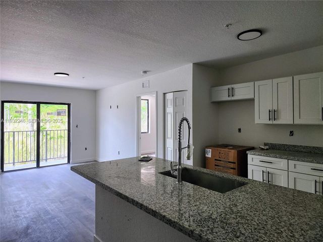 12980 SW 246th St 103, Homestead, FL 33032