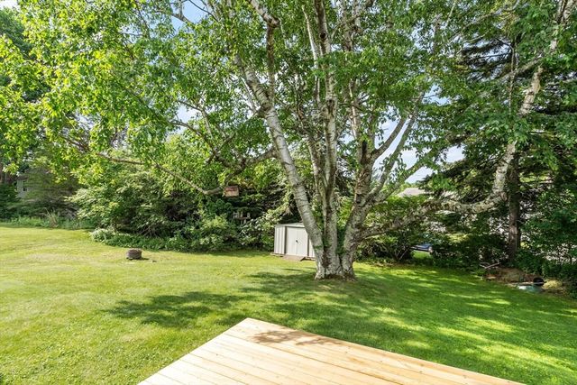 4 Cranston St, Worcester, MA 01606