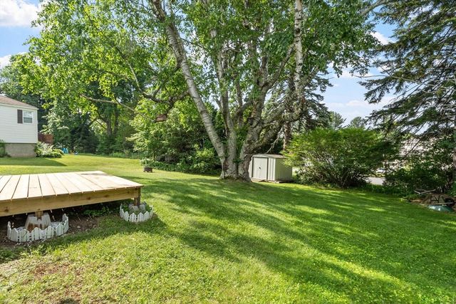 4 Cranston St, Worcester, MA 01606