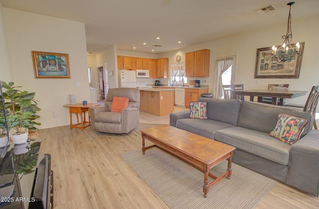 813 W OCOTILLO Street, Casa Grande, AZ 85122