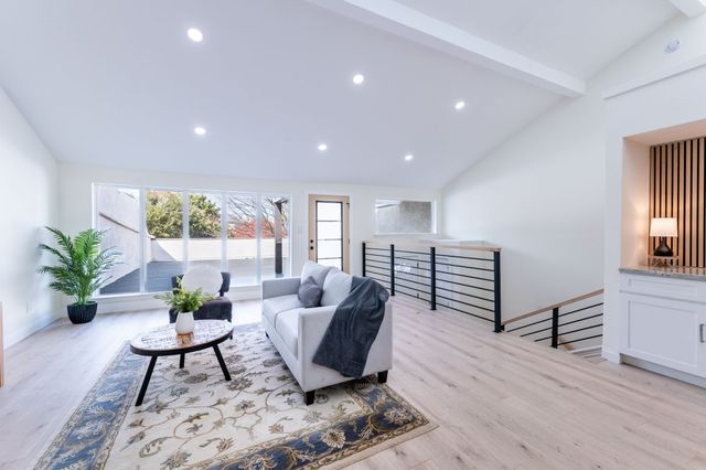 3019 Lakeside Drive, Rockwall, TX 75087