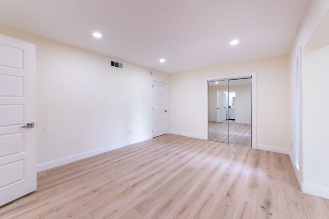 3019 Lakeside Drive, Rockwall, TX 75087