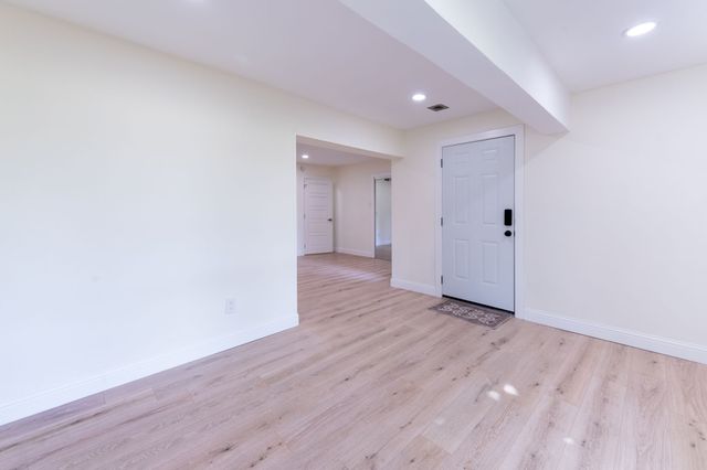 3019 Lakeside Drive, Rockwall, TX 75087