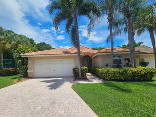 5449 Grande Palm Circle, Delray Beach, FL 33484