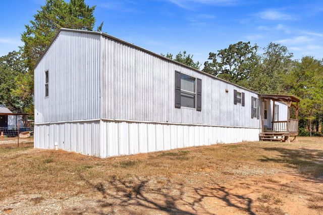 110 Swift LN, Bastrop, TX 78602