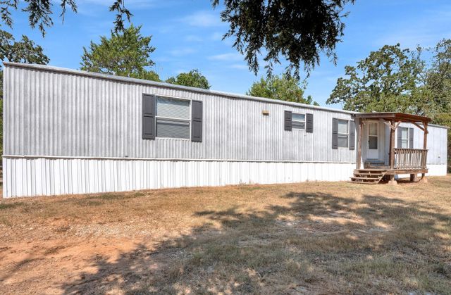 110 Swift LN, Bastrop, TX 78602