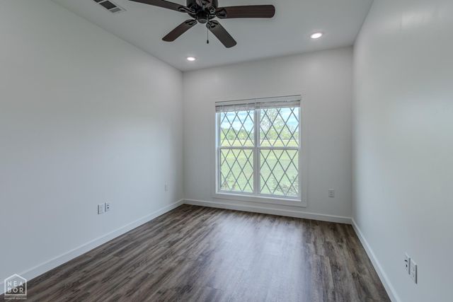 3202 Fairview Rd, Paragould, AR 72450