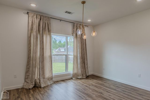 3202 Fairview Rd, Paragould, AR 72450