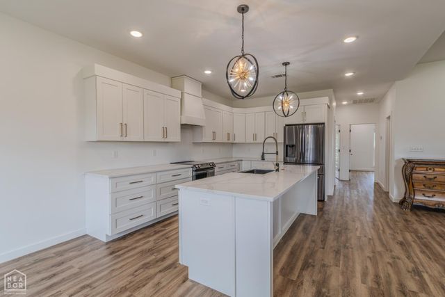 3202 Fairview Rd, Paragould, AR 72450