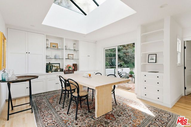 8831 Lookout Mountain Avenue, Los Angeles, CA 90046