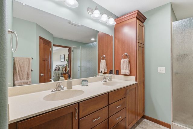 24120 M Ave Unit 5, Grundy Center, IA 50638
