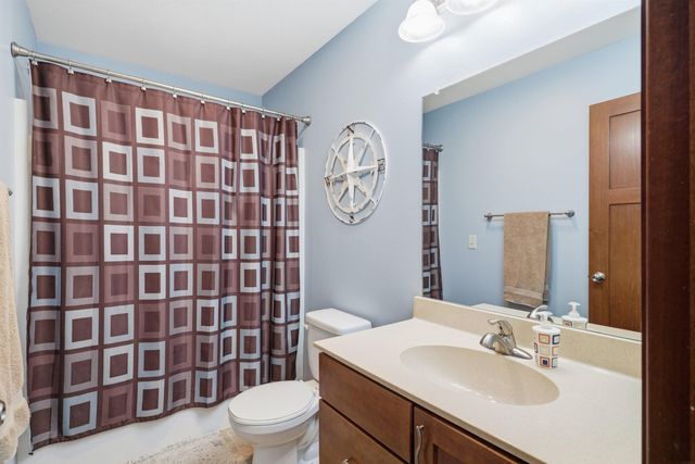 24120 M Ave Unit 5, Grundy Center, IA 50638