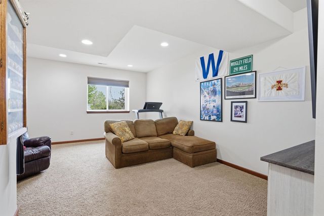 24120 M Ave Unit 5, Grundy Center, IA 50638