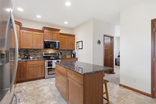 24120 M Ave Unit 5, Grundy Center, IA 50638