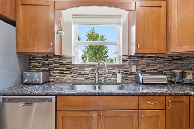 24120 M Ave Unit 5, Grundy Center, IA 50638