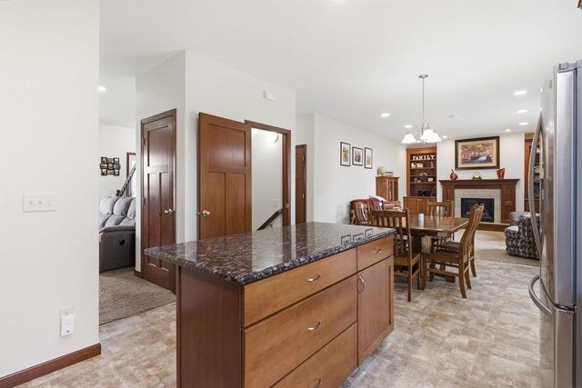 24120 M Ave Unit 5, Grundy Center, IA 50638