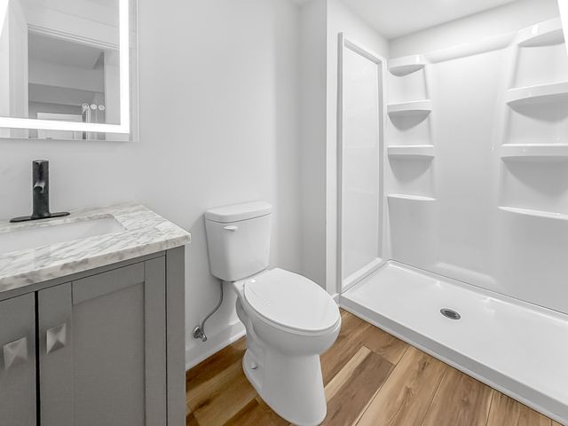 2431 SE 18th Court, Des Moines, IA 50320