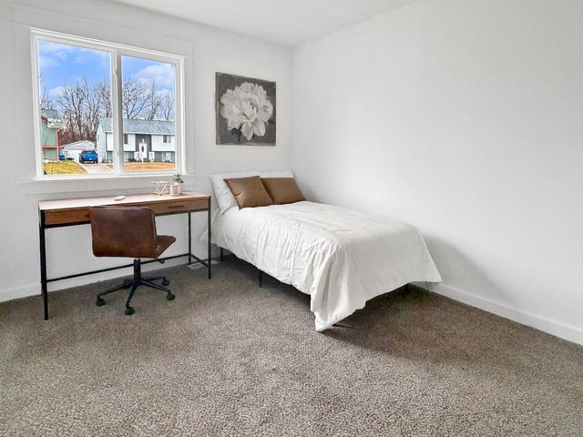 2431 SE 18th Court, Des Moines, IA 50320