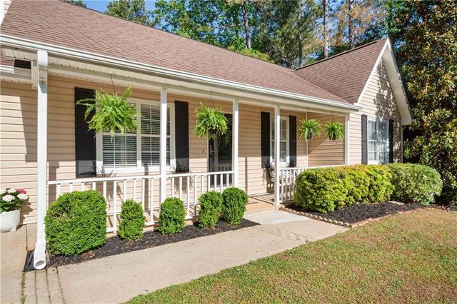153 Creek side Drive, Mcdonough, GA 30252