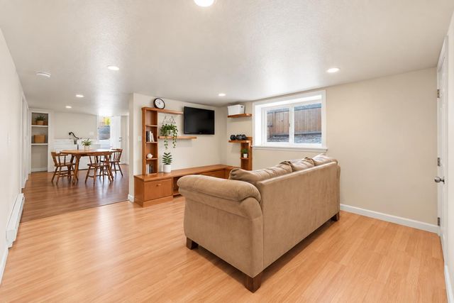 1090 S 7th Street, San Jose, CA 95112