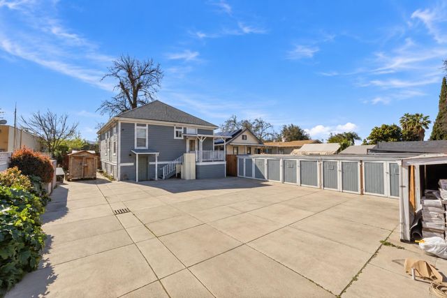 1090 S 7th Street, San Jose, CA 95112